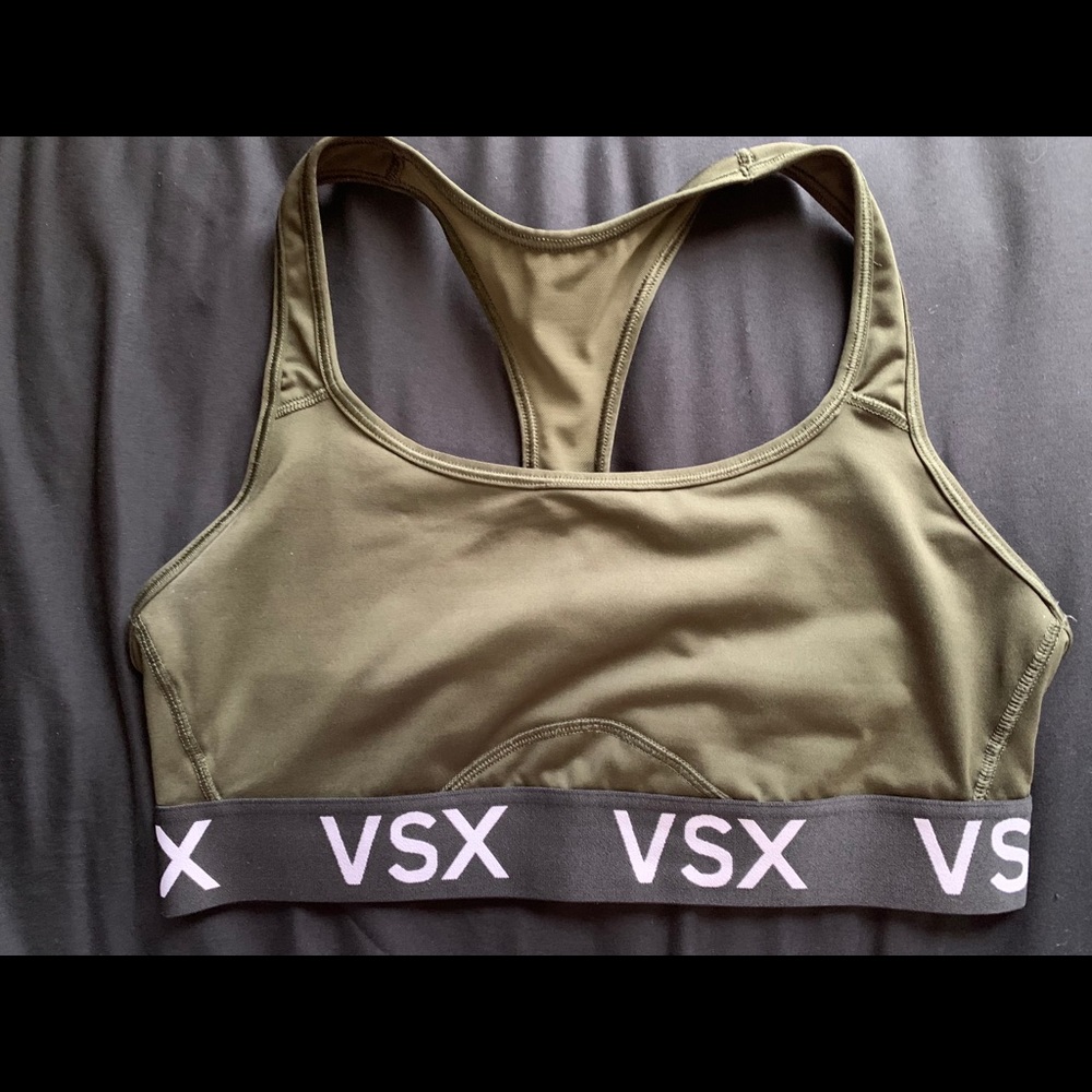 VS Sport Bra 🌟